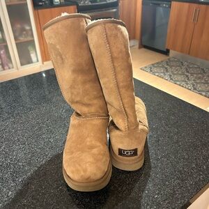 Light brown Ugg boots, size 7